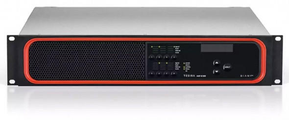 Цифровой усилитель, 8 каналов по 175 Вт на 4/8 Ом. Подключение аудиосигналов через интерфейс AVB/TSN (разъем RJ-45), либо через разъемы Phoenix на опциональной карте аналоговых входов.