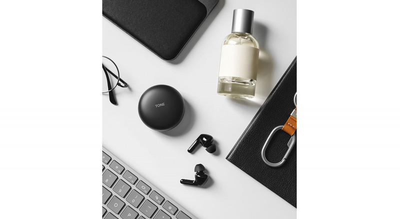 LG TONE Free