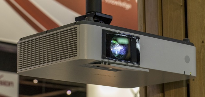 sony-projector-ise-2017