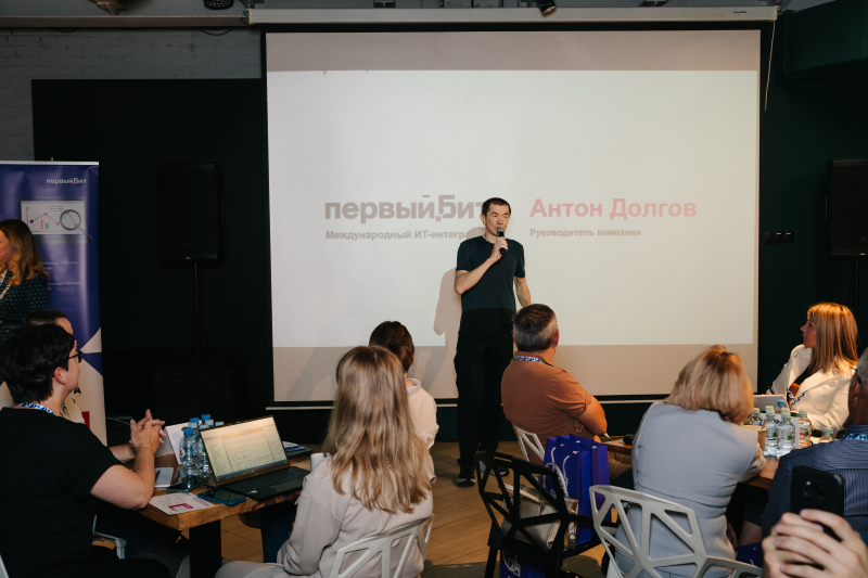 Первый Бит - Антон Долгов