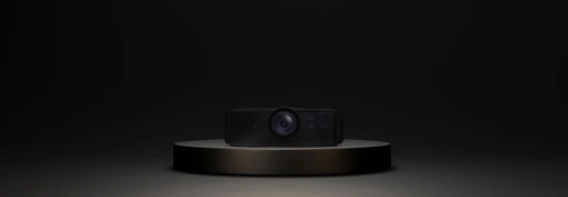 В Hi-Tech Media доступны для заказа новые лазерные проекторы Hisense, foto-1