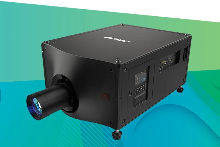 Новый проектор Christie® Griffyn™ 4K32-RGB создан в лучших традициях Christie: это очередное специализированное устройство для тематических парков, закрытых и открытых спортивных сооружений и любых других площадок, где сбои в работе недопустимы.