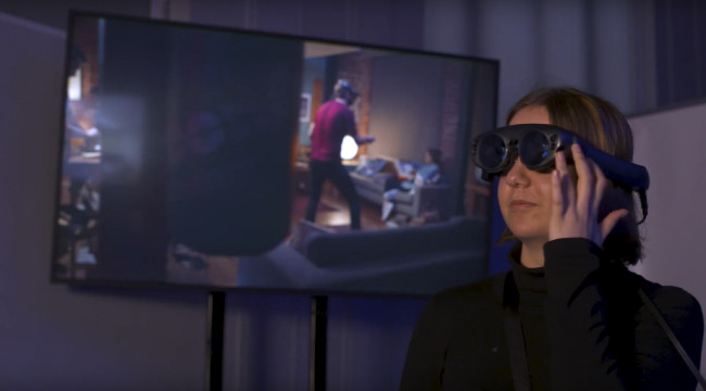 Технология синтеза волнового поля и формирования 3D лучей от Holoplot была частью недавней экспозиции от компании White Light в Музее Науки в Лондоне.