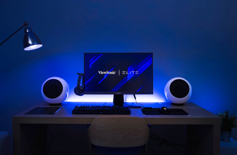 32-дюймовые мониторы ViewSonic ELITE