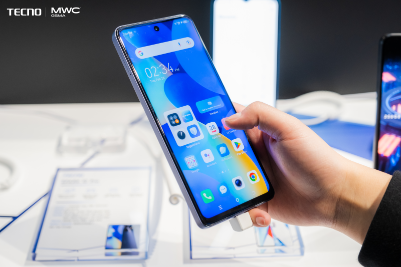 TECNO, инновационный бренд смартфонов и умных устройств анонсировал новое поколение смартфонов SPARK 10, сочетающее производительность с современным и элегантным дизайном.
