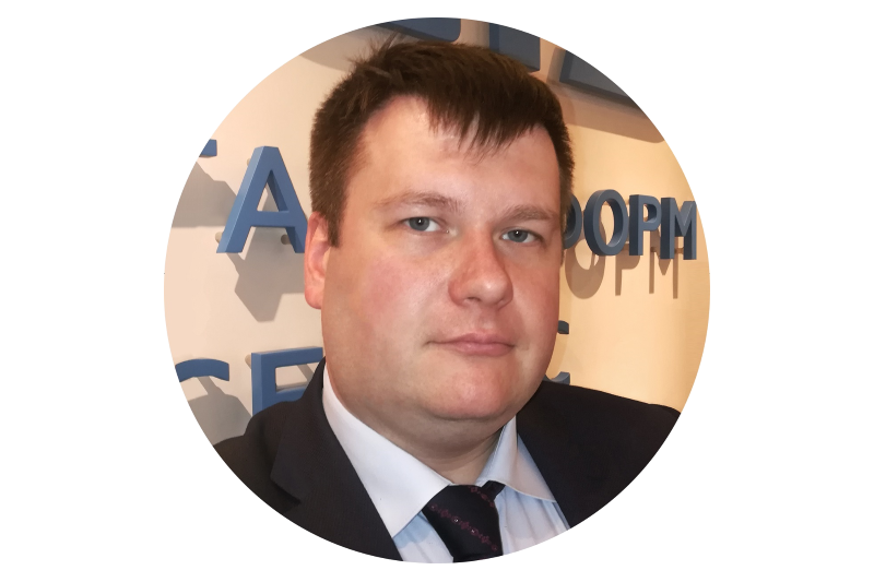 Мошенники стали звонить россиянам через популярные мессенджеры с телефонными кодами США и Канады, они представляются сотрудниками различных госорганов и под предлогом доставки важной корреспонденции пытаются выманить чувствительную информацию и заполучить доступ к профилям на портале «Госуслуги». Об этом написали в агентстве новостей РИА Новости.