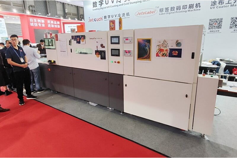 Компании Konica Minolta Russia и Xin De Cheng на выставке All In Print в Шанхае подписали соглашение, на основании которого российский офис Konica Minolta становится официальным эксклюзивным представителем Xin De Cheng в России и странах СНГ.