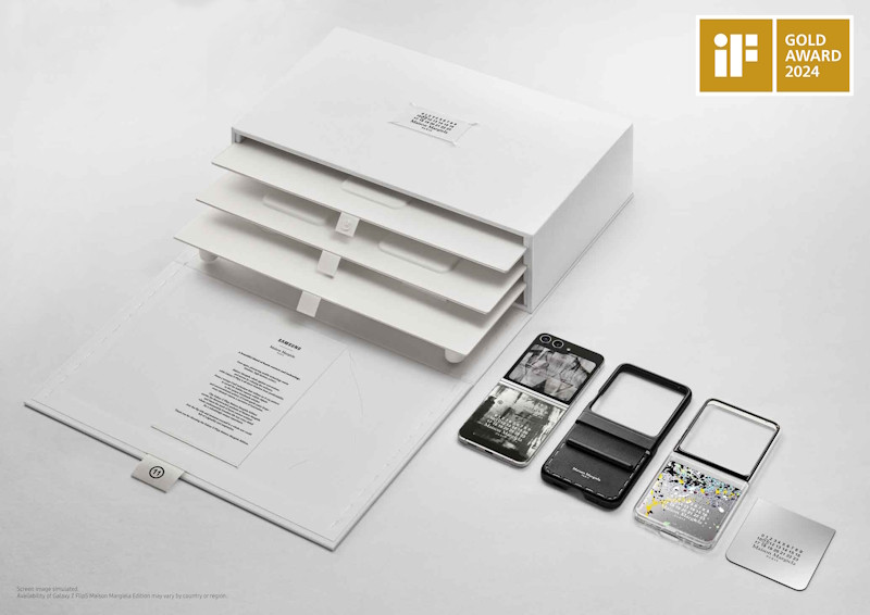 Упаковка для смартфона-раскладушки Galaxy Z Flip5 Maison Margiela Edition