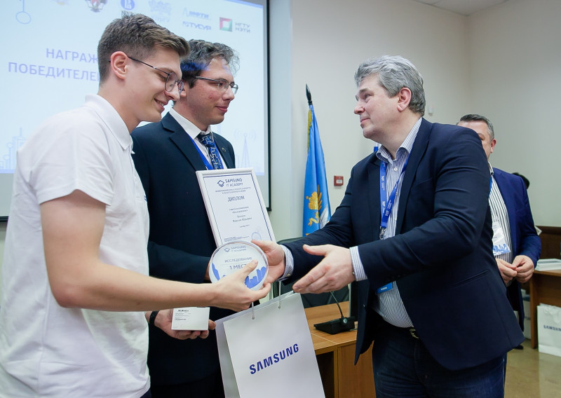 Компания Samsung Electronics подводит итоги приема заявок вузов на участие в образовательном проекте «IT Академия Samsung» и представляет новых партнеров.