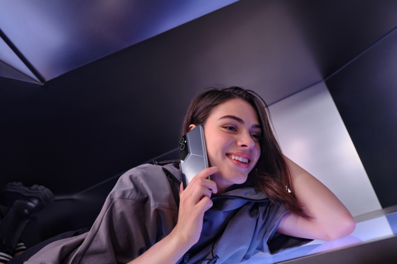 TECNO анонсировал новый смартфон с мощной батареей, продвинутыми стереодинамиками и экраном с частотой обновления 90 Гц. POVA Neo 2 отлично подходит для решения повседневных задач и создает дополнительный комфорт в работе с устройством: почти двое суток без подзарядки при стандартном сценарии использования, быстрая зарядка 18 Вт, плавная работа экрана с частотой обновления 90 Гц.