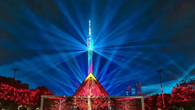 Новые прожекторы Light Sky украсили Международный фестиваль света, фото-3