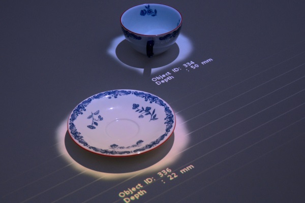 interactive tabletop - делает любую поверхность сенсорной