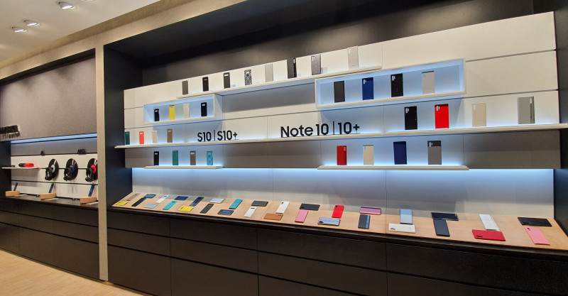 Samsung Electronics объявляет об открытии фирменного салона на Тверской