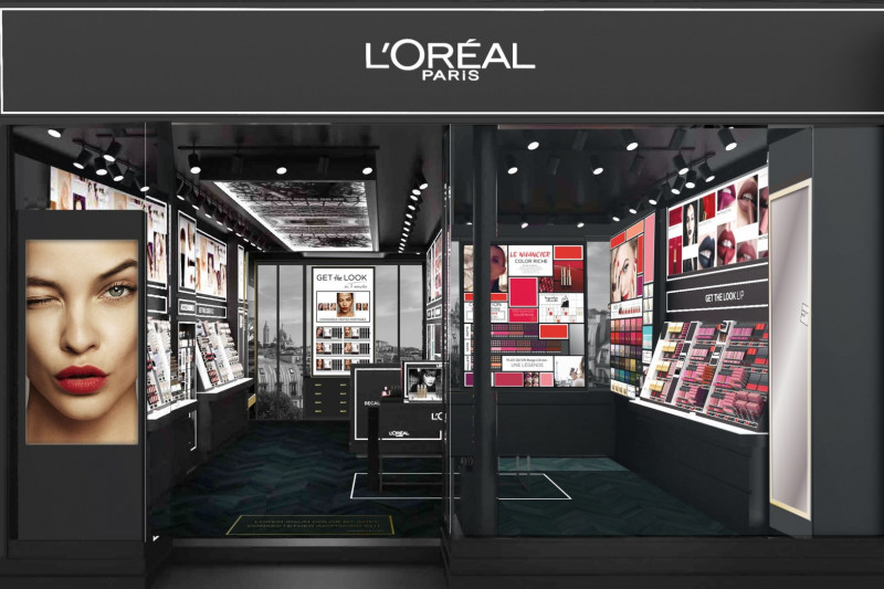 L'Oréal, международная косметическая компания, значительно увеличила объем продаж, проведя маркетинговые кампании при помощи платформы Markomi от Konica Minolta. Конверсия продаж составила 96% для сотрудников, семей и друзей, 85% - для бизнес-партнеров.