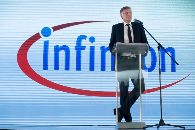 Для ускорения роста и развития, немецкий производитель микросхем Infineon Technologies AG выделил «несколько миллиардов евро» на приобретения стартапов в следующем году.