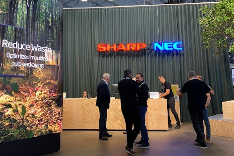 Sharp/NEC продвигает на ISE устойчивое развитие технологий отображения