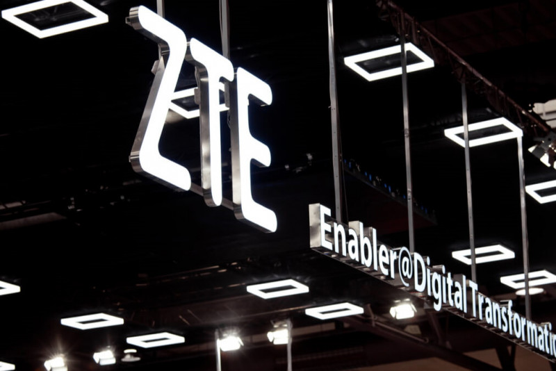 Компания ZTE Corporation, являющаяся одним из крупнейших международных поставщиков телекоммуникационных, корпоративных и потребительских технологий для мобильного интернета, представила свою новую разработку — Intelligent Orchestration Radio Network, в которой используется принципиально новый интеллектуальный механизм оркестровки на основе искусственного интеллекта, позволяющий операторам мобильной связи достигать максимальной эффективности функционирования сетей 5G.
