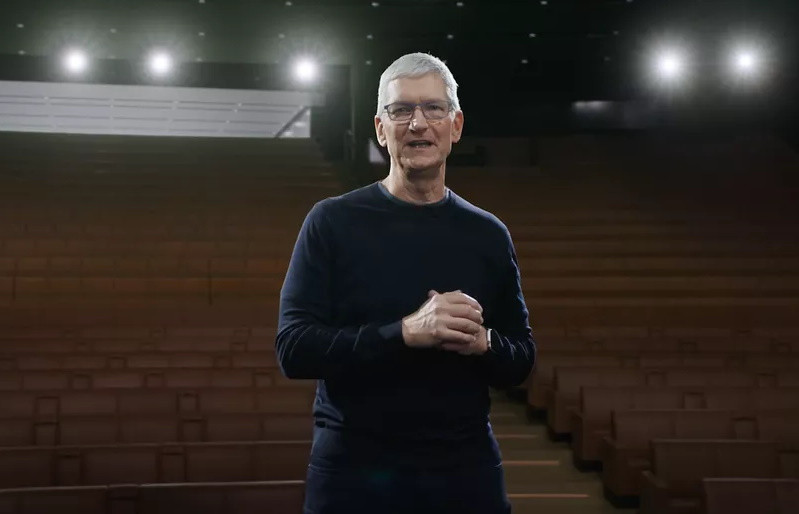 лидер Apple Джон Проссер