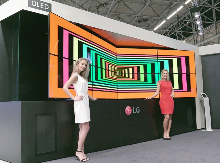 LG - ISE 2017 Dual-View Curved Tiling