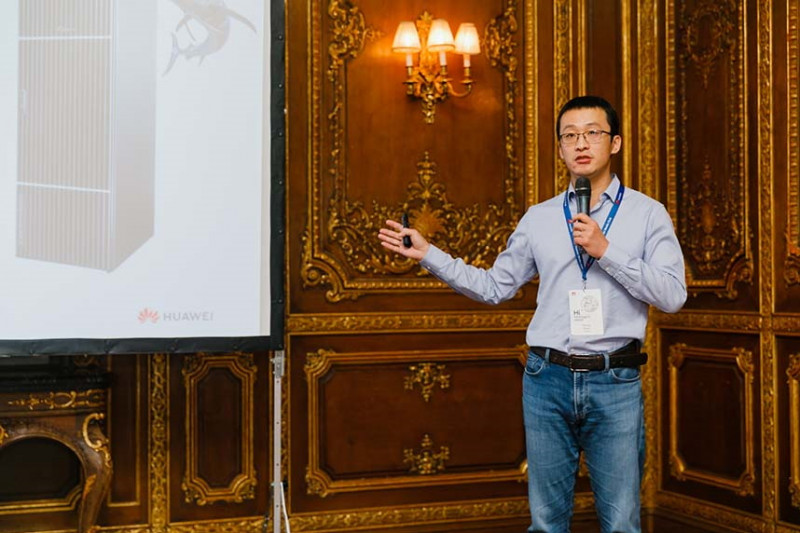 Ван Цянь, директор департамента систем хранения данных Huawei Enterprise в России