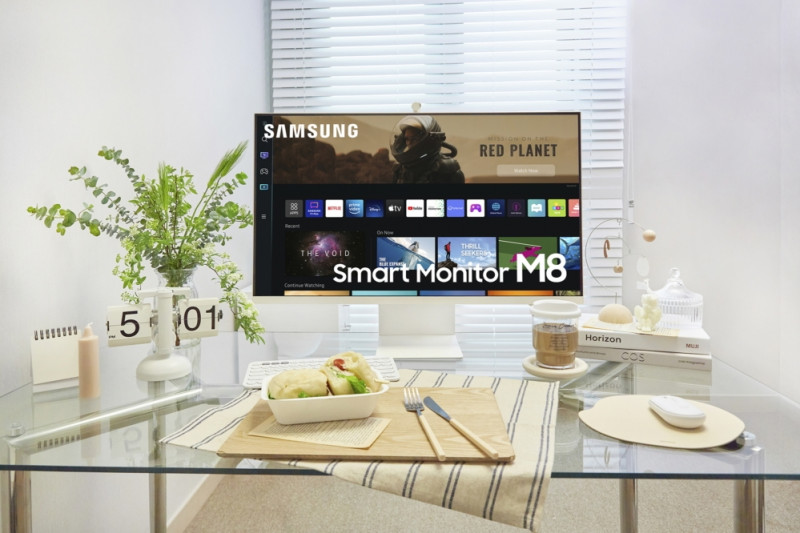 Samsung Smart Monitor M8
