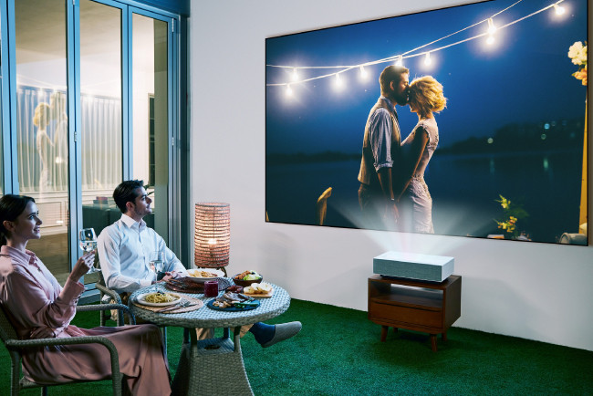 lg-projector-CineBeam-news-img-650-6.jpg