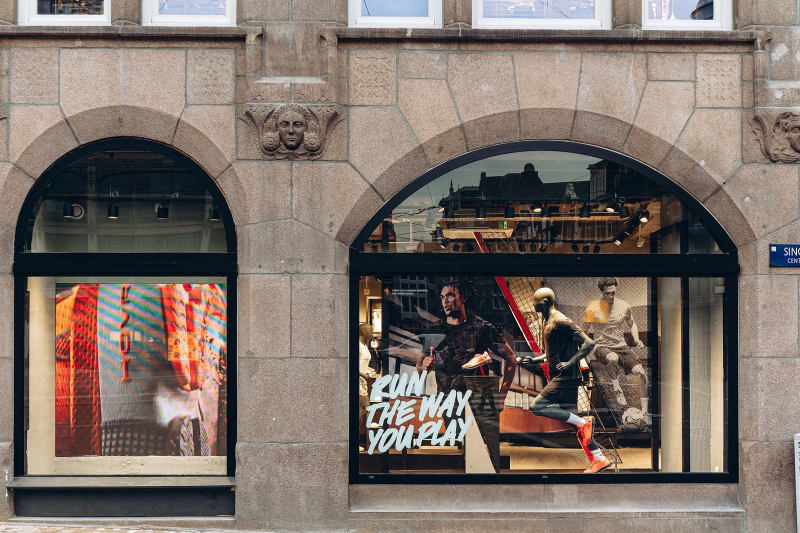 Магазин Under Armour в Амстердаме