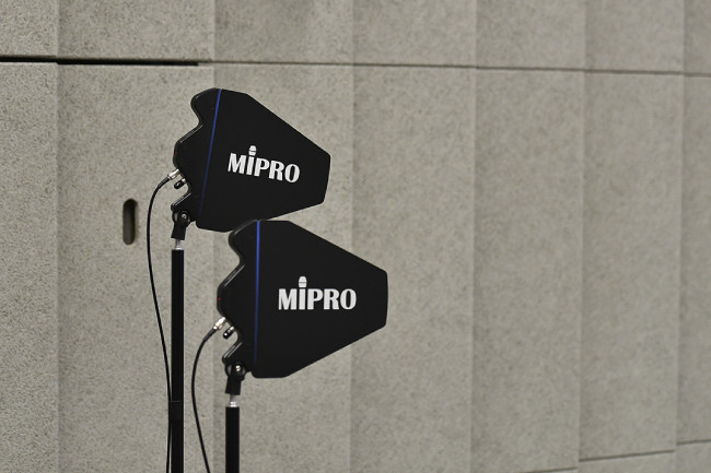 Беспроводные системы MIPRO в Международном центре просвещения об Освенциме и Холокосте, фото-4