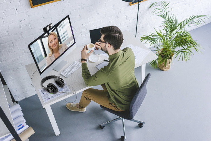Комплект для домашнего офиса и оснащения рабочих мест сотрудников, FHD, качественный звук, строгий дизайн, Plug-and-Play, Zoom, Skype, Microsoft Teams