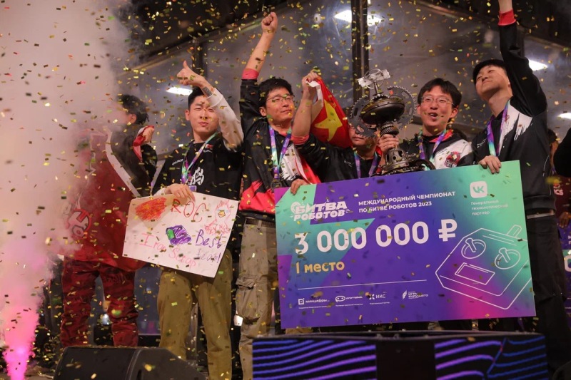 Команда из Китая выиграла Битву роботов