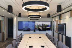 AV-решения Extron добавили технологичность, стабильность и элегантность в переговорные комнаты и конференц-залы девятиэтажного офисного здания NVIDIA.