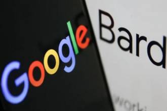 Компания Google объявила о планах по запуску поисковой системы с искусственным интеллектом (ИИ) под названием Bard, которая сможет давать подробные ответы на запросы пользователей на естественном языке.