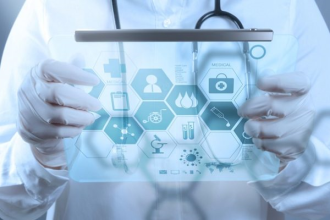 Цифровые двойники часто применяются в промышленном производстве, но отрасль здравоохранения тоже может использовать эту концепцию и применить ее для успешного лечения пациентов. В этой статье рассказывается, как данные, которые мы генерируем, являются важной частью цифрового здравоохранения.
