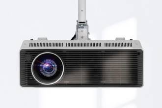 Компактный DLP-проектор LG ProBeam BU50NST обеспечивает потрясающее качество на большом 300-дюймовом экране с 8,3 миллионами пикселей и использованием технологии 4K UHD Laser.