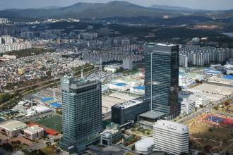 В течение следующего десятилетия Южная Корея потратит 451 миллиард долларов на внутреннее производство полупроводников.
