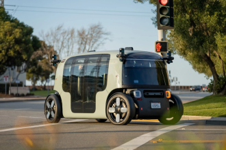 Подразделение беспилотных автомобилей Zoox от компании Amazon успешно протестировало роботакси на дорогах общего пользования. Первыми пассажирами стали сотрудники компании.