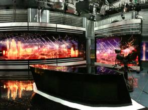 Специалисты компании «Системный дом «Деловые партнеры» успешно завершили проект монтажа 4-й медиаповерхности для телеканала РЕН-ТВ.
