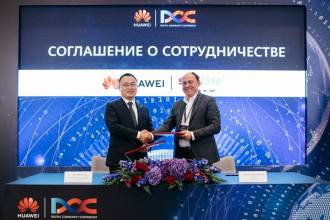 Компании Softline и Huawei подписали соглашение о сотрудничестве с целью укрепления партнерских взаимоотношений. Это событие является закономерным продолжением многолетнего партнерства ИТ-компаний и призвано вывести его на новый уровень. В рамках сотрудничества планируется совместная работа над развитием программно-аппаратного комплекса Softline «Умные каски» с использованием технологий и решений Huawei на базе Wi-Fi 6. Соглашение также предусматривает усиление взаимодействия партнеров в развитии бизнеса аппаратных решений. Кроме того, компании намерены расширить специальные партнерские опции, способствующие увеличению продаж систем хранения данных Huawei.