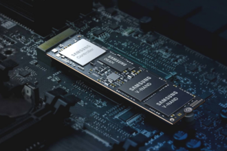 Флеш-память NAND позволяет записывать и хранить множество особенных моментов. Samsung Electronics постоянно работает над тем, чтобы на одном накопителе умещалось как можно больше таких моментов.