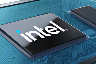 Производитель микросхем американская компания Intel начинает информировать своих клиентов о планах повышения цен на свою продукцию в этом году.