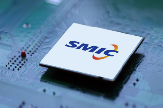 На фоне глобального дефицита микросхем китайская корпорация Semiconductor Manufacturing International Corp. (SMIC) потратит 8,87 млрд долларов на новый завод по производству полупроводников в Шанхае.