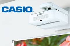 Casio XJ-UT311WN – ультракороткофокусный проектор, который может проецировать 80-ти дюймовое изображение с расстояния в 27 см.