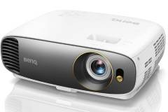 Домашний проектор с HDR и разрешением 4K UHD серии CineHome для домашних развлечений.