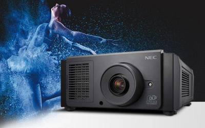 Проектор NC1700L разработан для кинотеатров со средним размером экрана – шириной до 17 м.