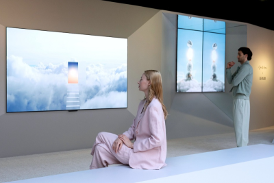 Премьера «Среди неба» с телевизорами LG OLED и Lifestyle во время Frieze New York прошла в мае 2023 г.
