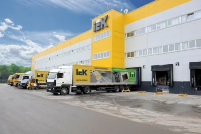 IEK GROUP разрабатывает оптимальный сценарий развития цепей поставок на период с 2026 по 2030 годы совместно с консультантами из LAMACON. Цель ― сократить операционные расходы и время доставки заказов региональным клиентам.