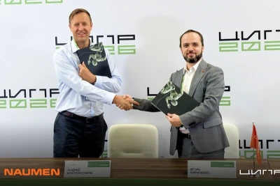 ГК Softline (ПАО «Софтлайн»), инвестиционно-технологический холдинг с фокусом на инновации, и Naumen, вендор ПО и признанный лидер в области разработки технологий для контакт-центров и управления ИТ-сервисами, заключили соглашение об установлении партнерских отношений и развитии долгосрочного и эффективного сотрудничества. Стороны подписали документ на конференции «Цифровая индустрия промышленной России» (ЦИПР-2026). Данное партнерство отвечает стратегии ГК Softline по укреплению лидерских позиций как ИТ-поставщика, эксперта в достижении технологического суверенитета и партнера первого выбора для ИТ-вендоров на российском рынке.