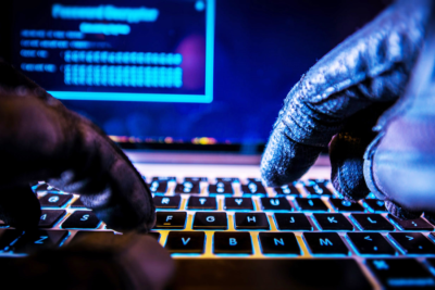В результате мониторинга внешней цифровой среды в интересах клиентов в 2023 году эксперты Solar Aura выявили 5376 вредоносных интернет-ресурсов, принимающих электронную оплату от пользователей.