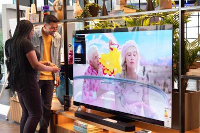В рамках партнерства Samsung Electronics и Warner Bros. Pictures тысячи розничных продавцов по всему миру получат возможность демонстрировать трейлеры к популярным фильмам в качестве 8K.