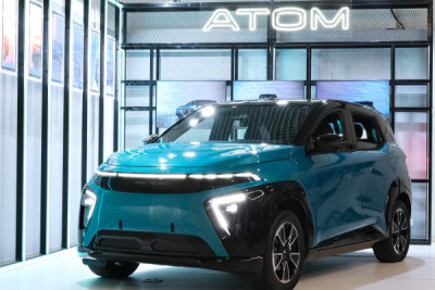 Компания RooX внедрила систему аутентификации и авторизации RooX UIDM для экосистемы нового российского электромобиля Атом. Решение включает сценарии входа, кастомные формы регистрации и интеграцию с backend-системами, обеспечивая быстрое масштабирование и гибкость развития. Проект был выполнен за 6 месяцев и выбран Атомом по итогам конкурса благодаря скорости развертывания и зрелости платформы.